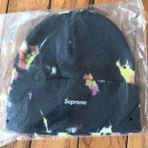 Supreme splatter dyed beanie